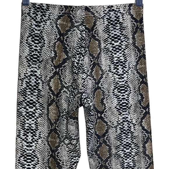 We The Free NWOT Women's Snake Print High Rise Leggings Pull On Black Athletic M - Picture 4 of 5